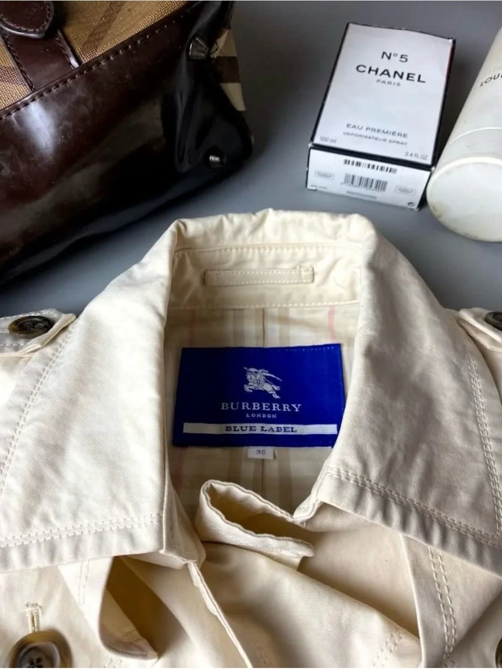 Burberry Cream Trench Coat - Picture 3 of 10